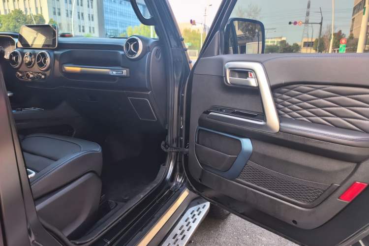 Used BAIC Off-Road BJ40 2021 2.0D Automatic Four-Wheel Drive Blade Hero Edition Adventurer Type
