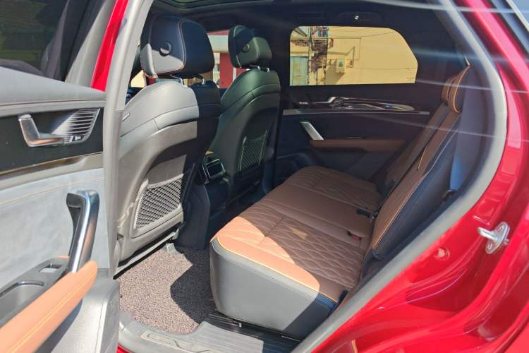 Used BYD Tang New Energy 2021 DM 2.0T Four-Wheel Drive High-Performance Flagship Model