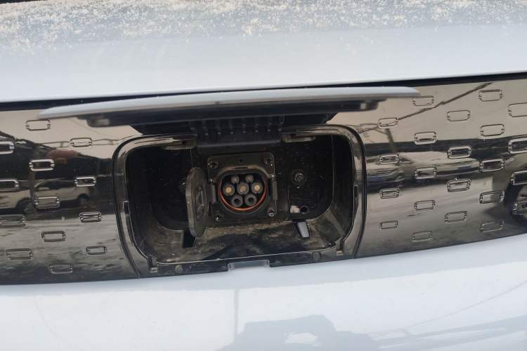 Used Chery QQ Ice Cream 2024 Edition Youth Version 205km Sundae