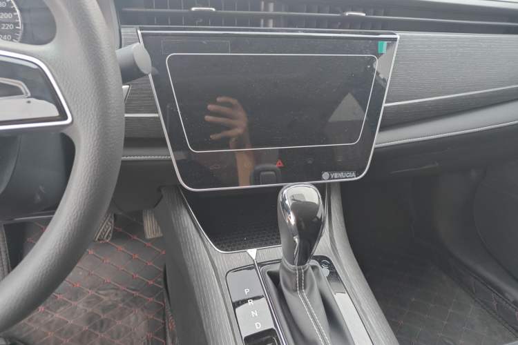 Used Venucia D60 2023 PLUS 1.6L XL CVT Yue Ling Edition