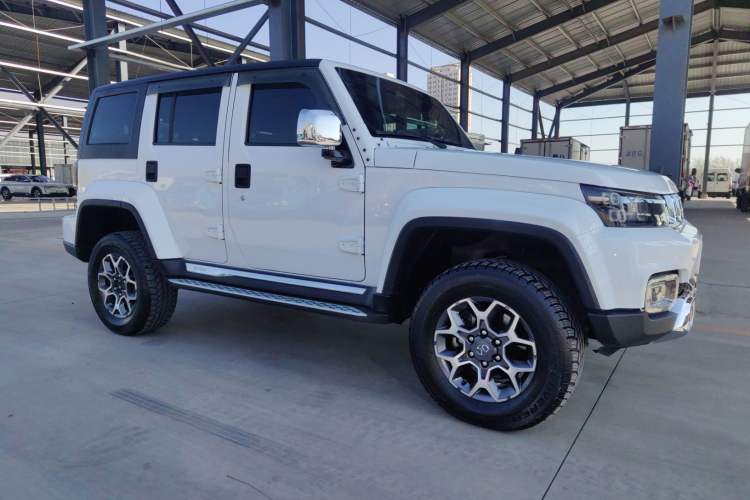 Used BAIC Off-Road BJ40 2019 PLUS 2.3T Automatic Four-Wheel Drive Flagship Edition China VI Emission Standard
