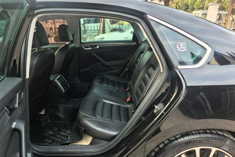 Used Volkswagen Passat 2016 280TSI DSG Prestige Edition Left Rear Seat