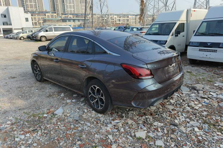 Used MG 5 2022 180 DVVT CVT Youth Flagship Edition