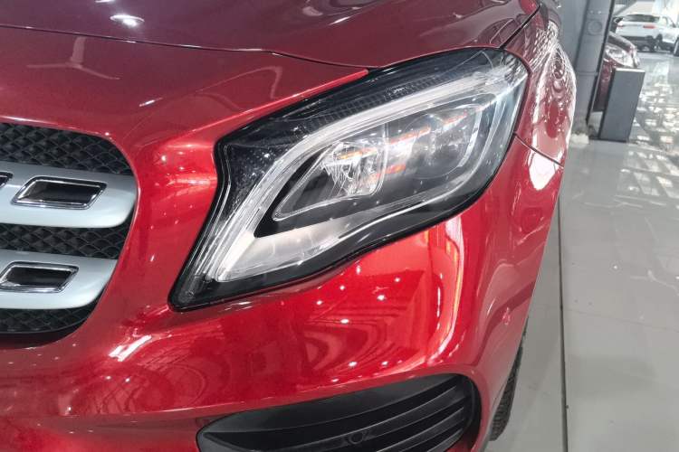 Used Mercedes-Benz GLA 2019 GLA 200 Fashion Model Left Front Headlight