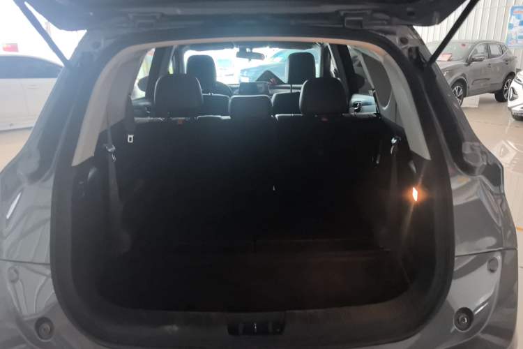 Used Dongfeng Fengon 580 2021 Revised ☆ Star Edition 1.5T Manual Luxury Version