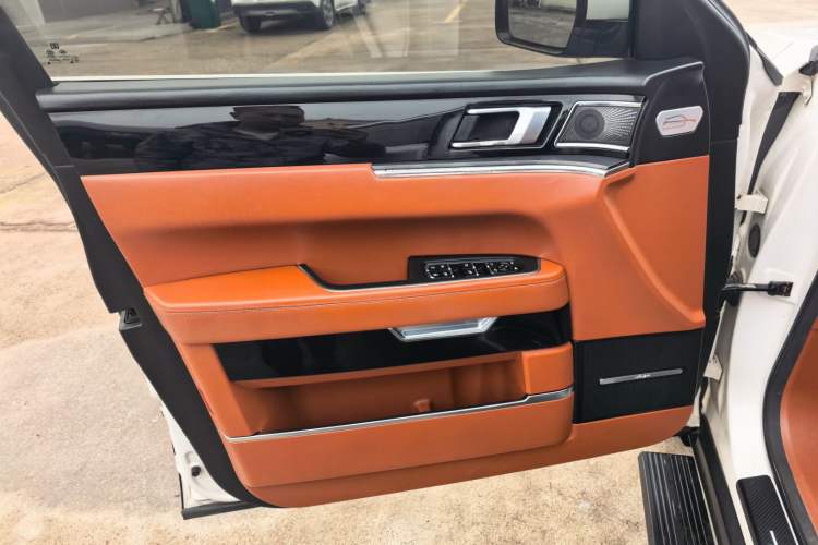 Used Zotye T700 2017 1.8T Dual-Clutch Prestige Model