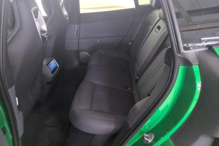 Used Xiaomi Auto YU7 2025 Ultra-Long Range Rear-Wheel Drive Version
