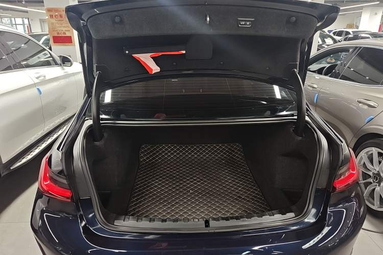 Used BMW 3 Series 2023 325Li M Sport Package Trunk
