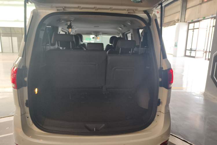 Used SAIC MAXUS G10 2022 2.0T Automatic Elite Edition Gasoline 7-Seater