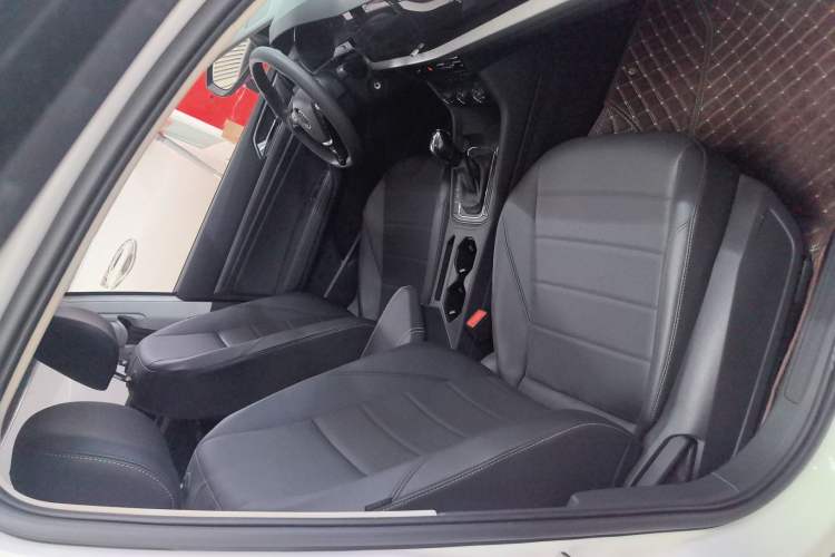 Used Volkswagen Lavida 2021 1.5L Automatic Comfort Edition Right Front Seat