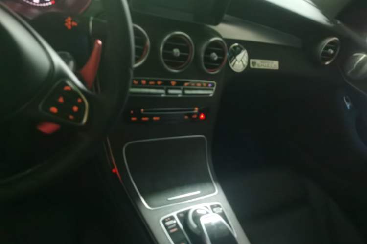 Used Mercedes-Benz GLC 2016 GLC 300 4MATIC Dynamic Model
