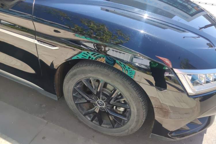 Used BYD Han 2024 DM-i Glory Edition 121KM Elite Model Exterior 4