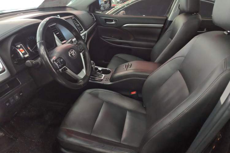 Used Toyota Highlander 2021 2.0T Four-Wheel Drive Prestige Version 7 Seats