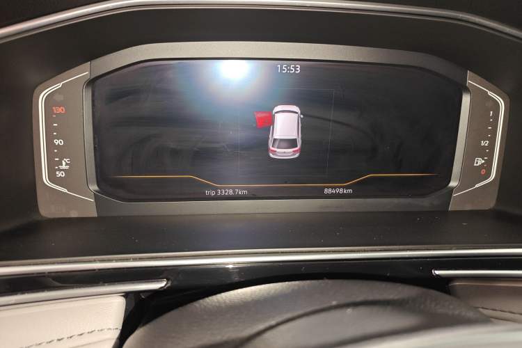 Used Volkswagen Tiguan L 2022 330TSI Automatic Two-Wheel Drive Smart Edition Odometer Close Up