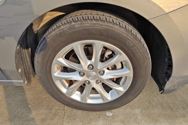 Used Buick GL6 2018 18T 6-Seater Luxury Model
