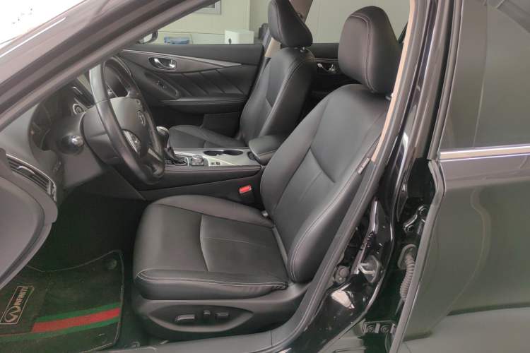 Used Infiniti Q50L 2016 2.0T Enjoyment Edition
