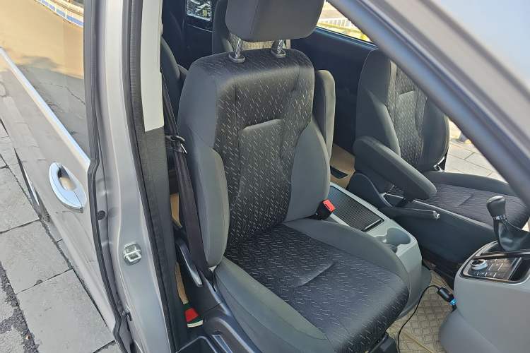 Used JAC Refine M4 2019 Business Series 2.0L Manual - China VI Standard