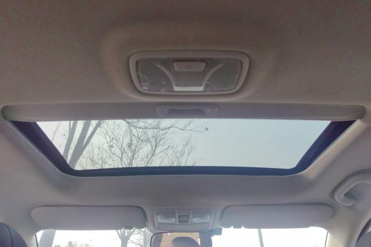 Used Hyundai ix35 2013 2.0L Automatic Two-Wheel Drive Smart GLS China IV Standard