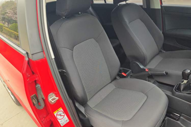 Used Skoda Rapid Spaceback 2016 Revised Version 1.6L Manual Front-Drive Edition