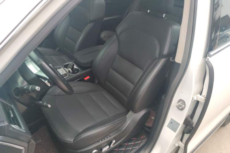 Used Zotye T600 2016 Sport Edition 2.0T DCT Prestige Model
