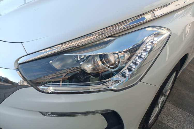 Used DS 5 2015 1.6T Elegant Edition THP160