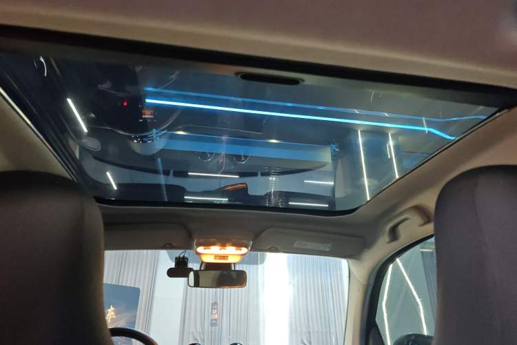 Used smart fortwo 2019 0.9T 66kW Hardtop Wind Power Edition China VI Headliner