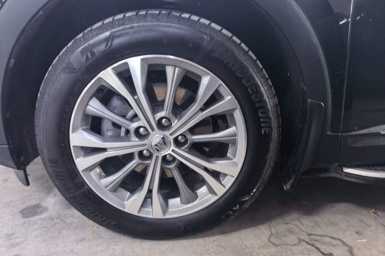 Used Buick Envision 2022 Encore Plus 652T Five-Seat Luxury Model