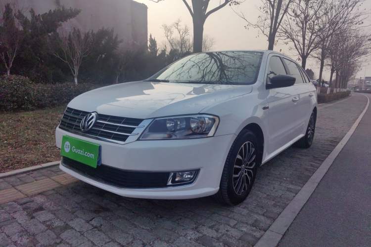 Used Volkswagen Gran Lavida 2014 1.4TSI Automatic 30th Anniversary Edition