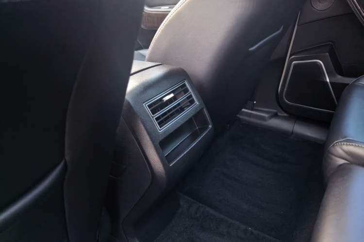 Used Zotye Domy X7 2017 Upgraded Edition 1.8T DCT Huashan Model Interior 2