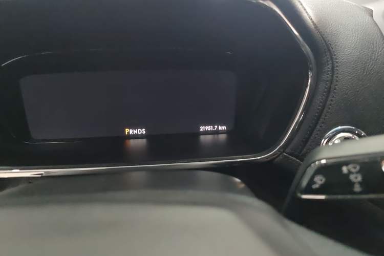 Used Lincoln Continental 2019 2.0T Two-Wheel Drive Luxury Edition China VI Standard