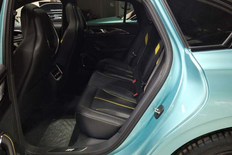 Used Hongqi H6 2023 2.0T ZhiZhen Edition