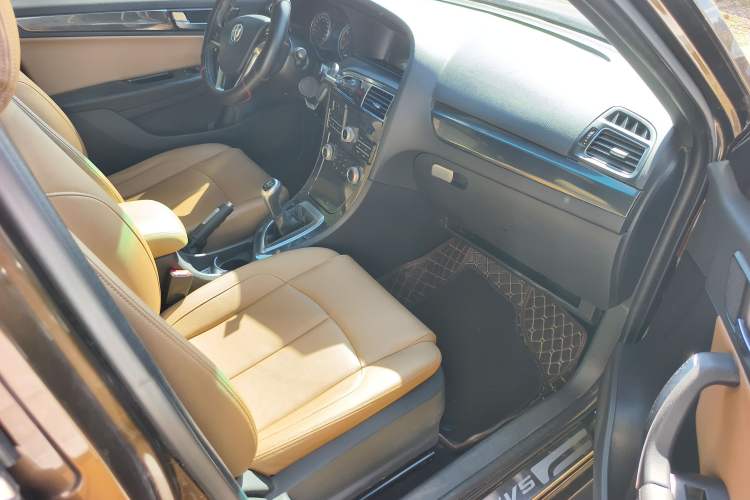 Used Brilliance V5 2016 1.5T Manual Two-Wheel Drive Smart Version