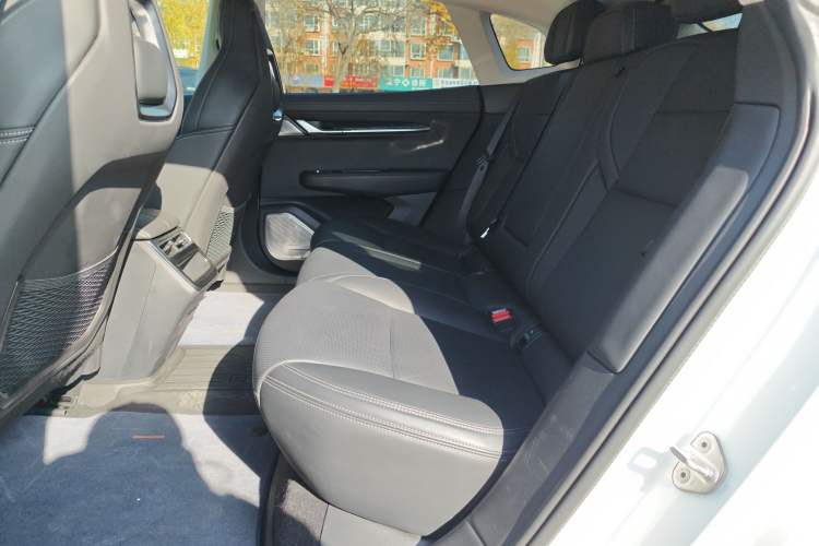 Used Zeekr 001 2022 Long-Range Dual-Motor WE Edition
