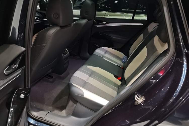 Used Volkswagen ID.4 CROZZ 2024 Pure Edition Limited Edition Interior 7