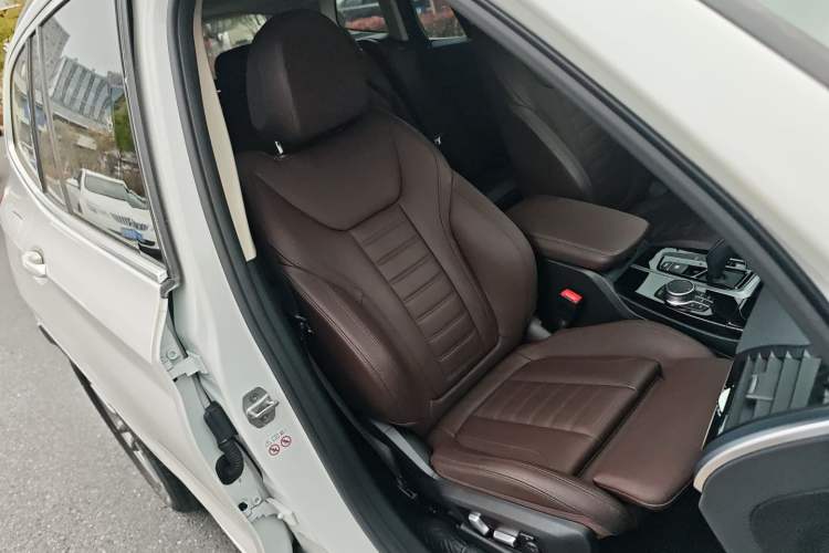 Used BMW X3 2021 xDrive28i M Sport Package Right Front Seat