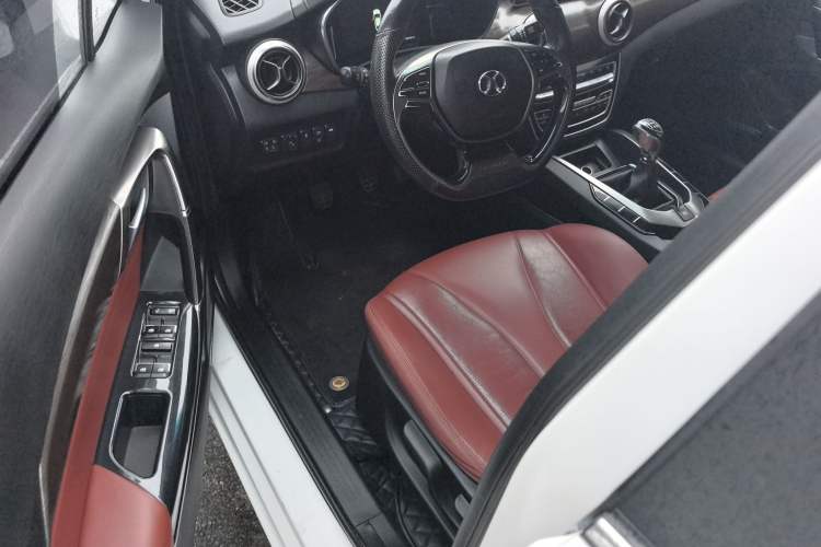 Used BAIC Senova D50 2019 1.5L Manual Prestige Edition China VI