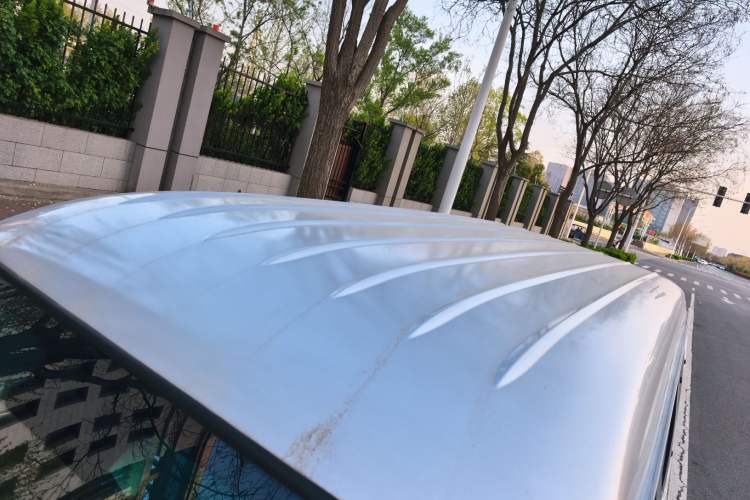 Used Jinbei Hiace X30 2023 1.5L Super-Comfortable Passenger Van 5/6/7-Seater Non-Air-Conditioned Version Model SWC15M