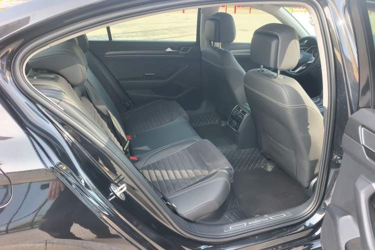 Used Volkswagen Magotan 2020 330TSI DSG Luxury Edition
