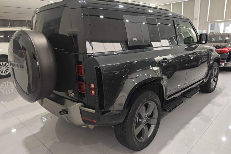 Used Land Rover Defender 2023 Facelift 110 3.0T P400 X-DYNAMIC HSE
