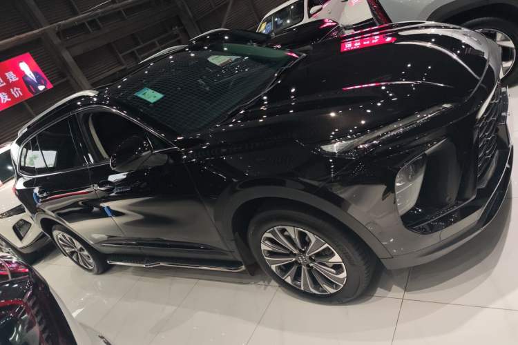 Used Buick Envision 2025 Encore Plus 28T Two-Wheel-Drive Platinum Edition Exterior 3