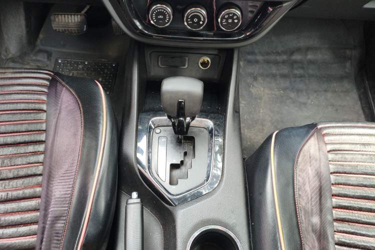 Used Soueast DX3 2016 1.5T SRG CVT Flagship Edition