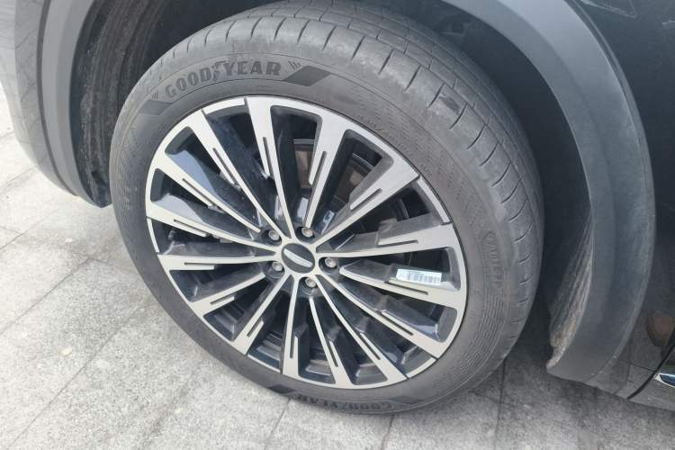 Used Geely Auto Monjaro L 2025 Dongfang Yao 2.0TD Automatic Lanxing Edition