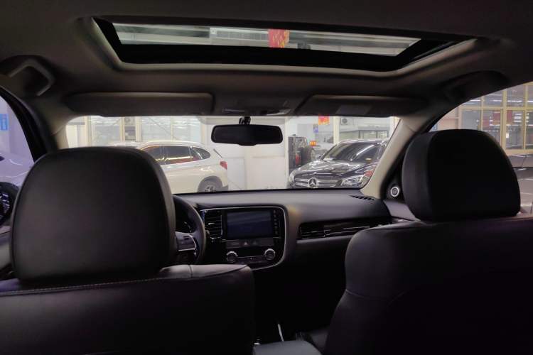 Used Mitsubishi Outlander 2020 2.0L Two-Wheel Drive Enjoyment Version 5 Seats