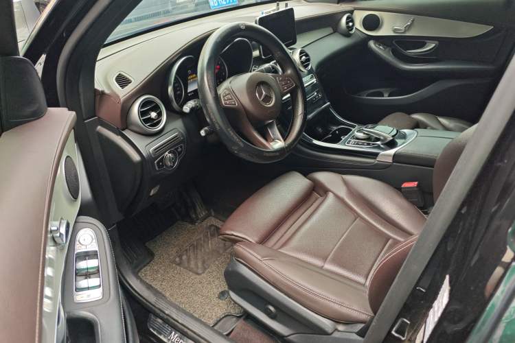 Used Mercedes-Benz GLC 2019 GLC 200 L 4MATIC
