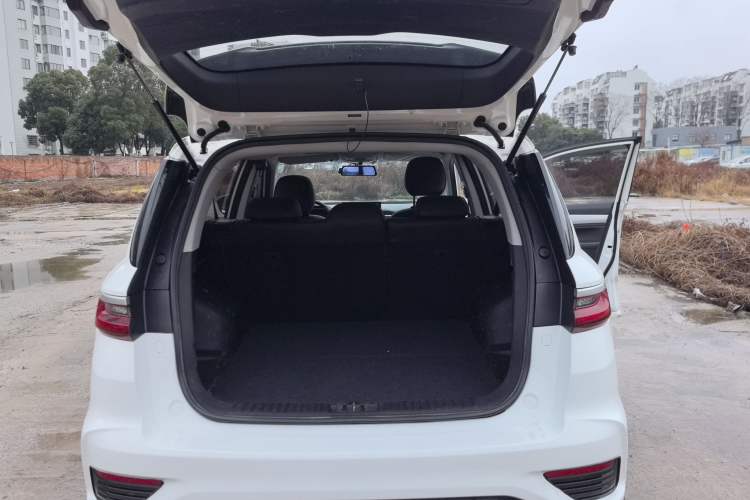 Used Geely Auto Vision X6 2020 1.4T CVT Luxury Edition
