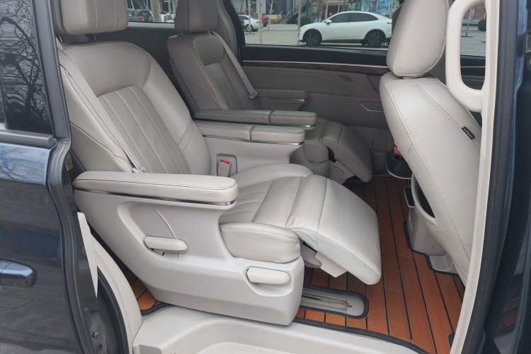 Used GAC Trumpchi M8 2018 320T Luxury Edition Interior 7