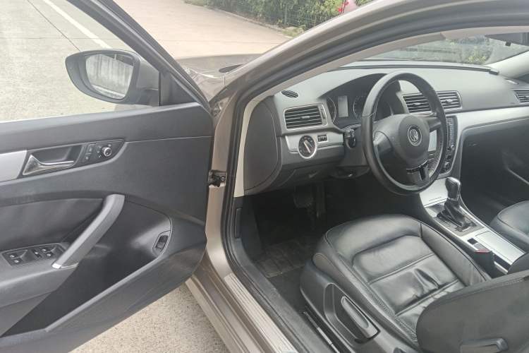 Used Volkswagen Passat 2014 1.8TSI DSG Prestige Edition