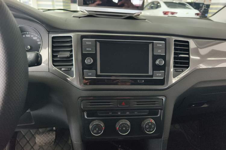 Used Volkswagen Golf Sportsvan 2016 230TSI Automatic Trend Edition