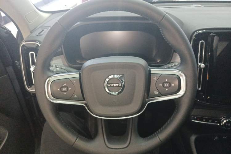 Used Volvo XC40 2021 T4 4x4 SmartDrive Fashion Edition