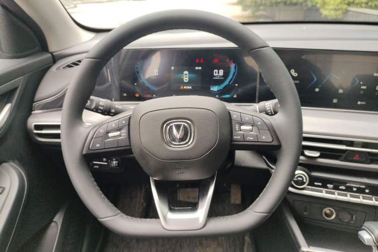 Used CHANGAN Eado 2021 PLUS 1.6L GDI CVT Luxury Model Steering Wheel
